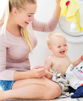 Bebeğinizin Kıyafetlerini Nasıl Yıkamalısınız ?